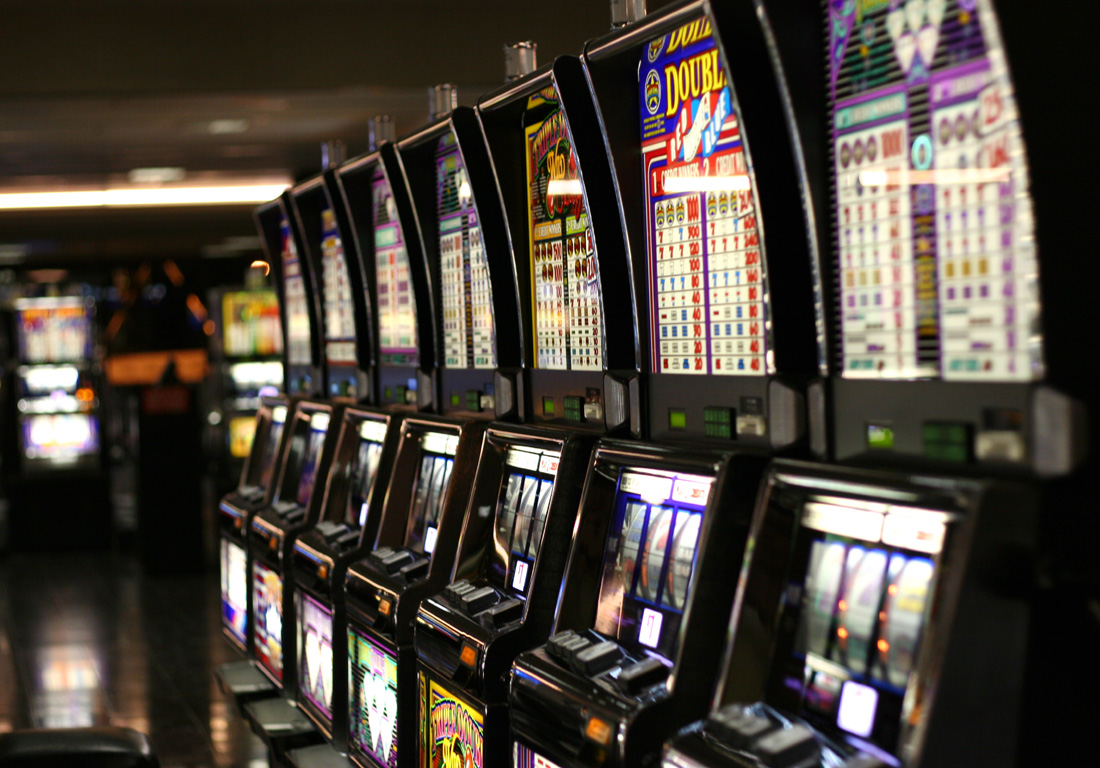 Crown Casino bị buộc tội giả mạo máy đánh bạc