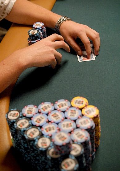 Chiến thuật chơi poker vòng Pre-flop: Bí quyết để giành lợi thế