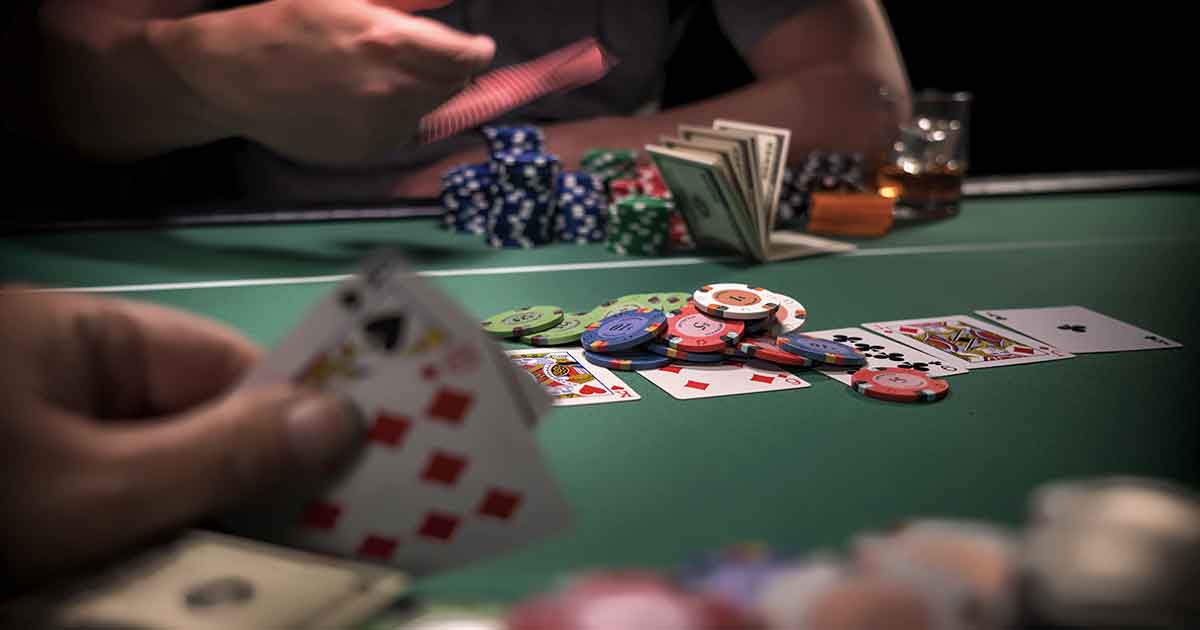 Nắm vững những điều cơ bản về Poker: Hiểu và sử dụng Tỷ lệ cược ngụ ý